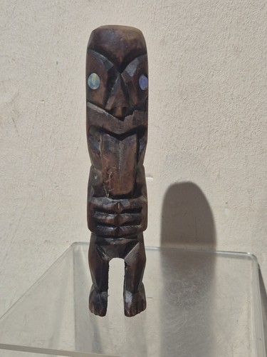 Maori tiki totem hand carved - tiki,