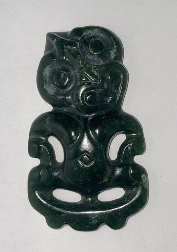 Antique maori hei - antique,
