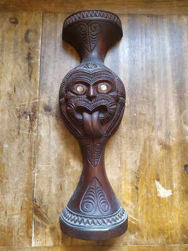 Superb vintage folkart carving - vintage,