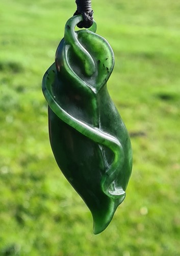 Large maori carved - maori,
