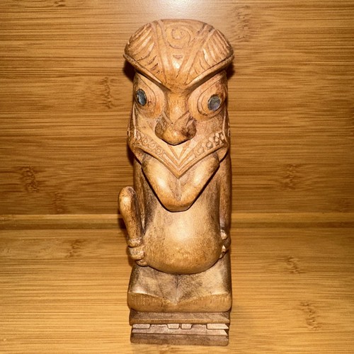 New zealand maori hand carved - new,