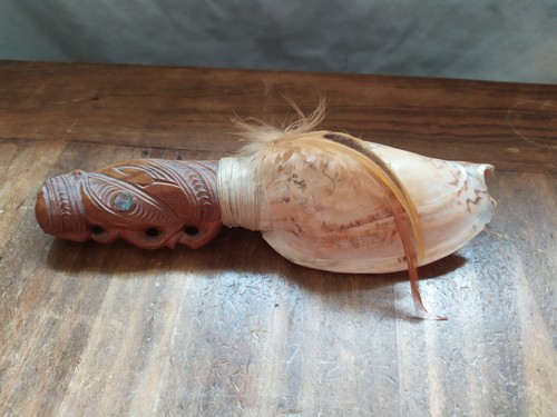 Superb vintage putatara flute - superb,