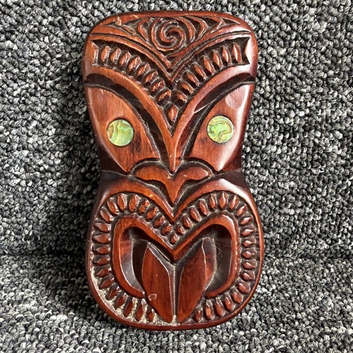 Vintage new zealand - new, maori
