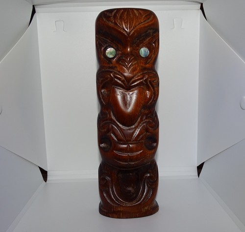Maori new zealand - zealand, carved