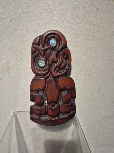 Traditional maori wood carving - maori,