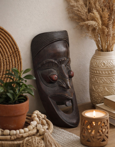 Old maori koruru wooden - maori,